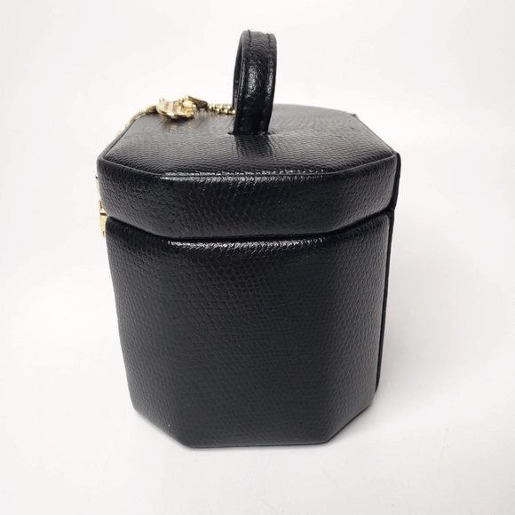 Vintage Wolf Designs Pebble Leather Mini Jewelry Display Box with Key and Mirror - Picture 5 of 12